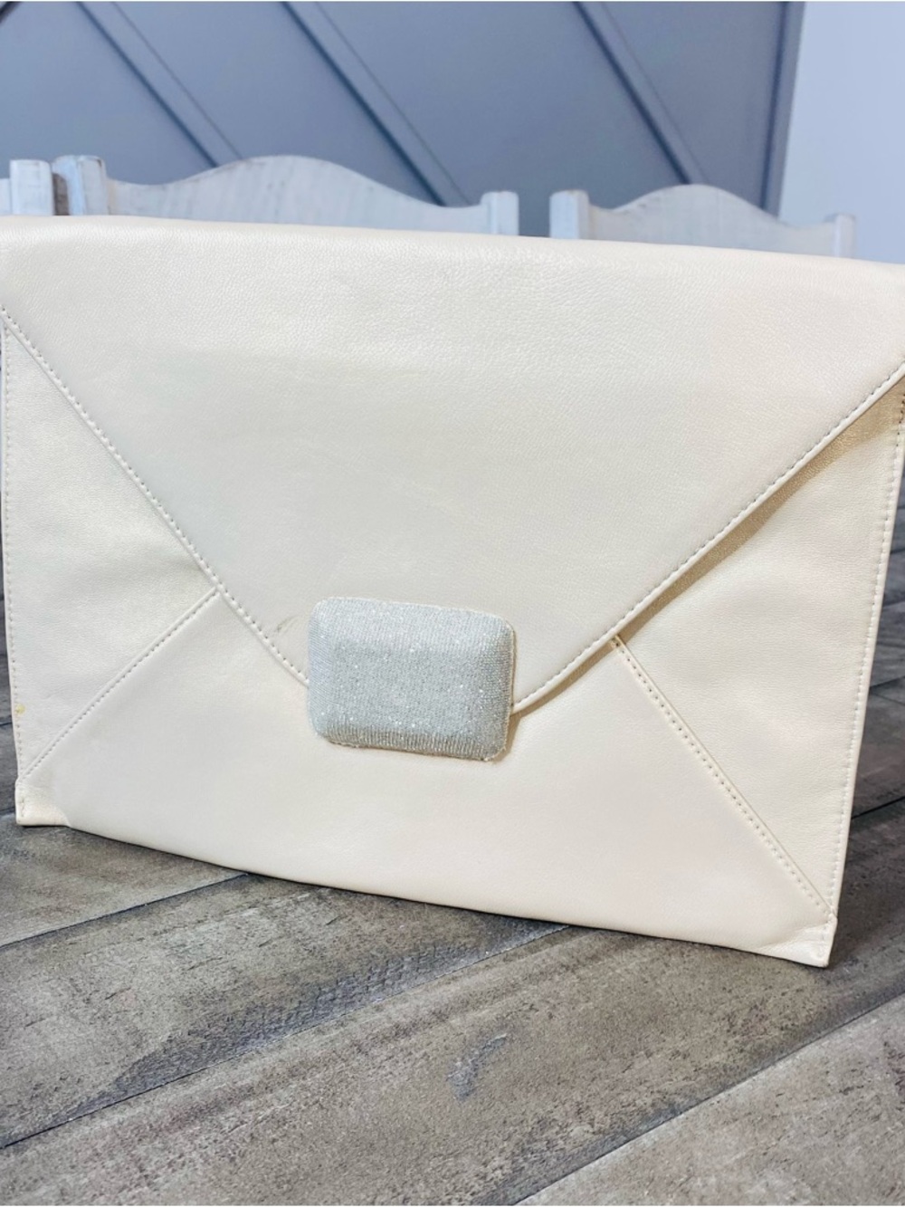 Halston Heritage Leather Envelope Clutch Large Cream Color - Picture 3 of 8